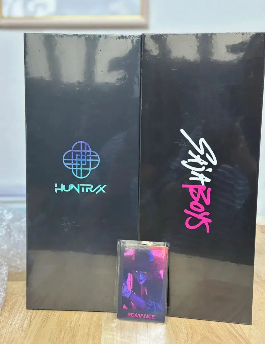 デモンハンターズ HUNTRIX ペンライト Saja Boys