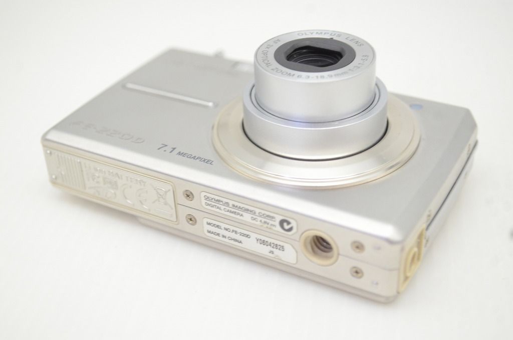 OLYMPUS オリンパス CAMEDIA FE-220D コンパクトデジタルカメラ