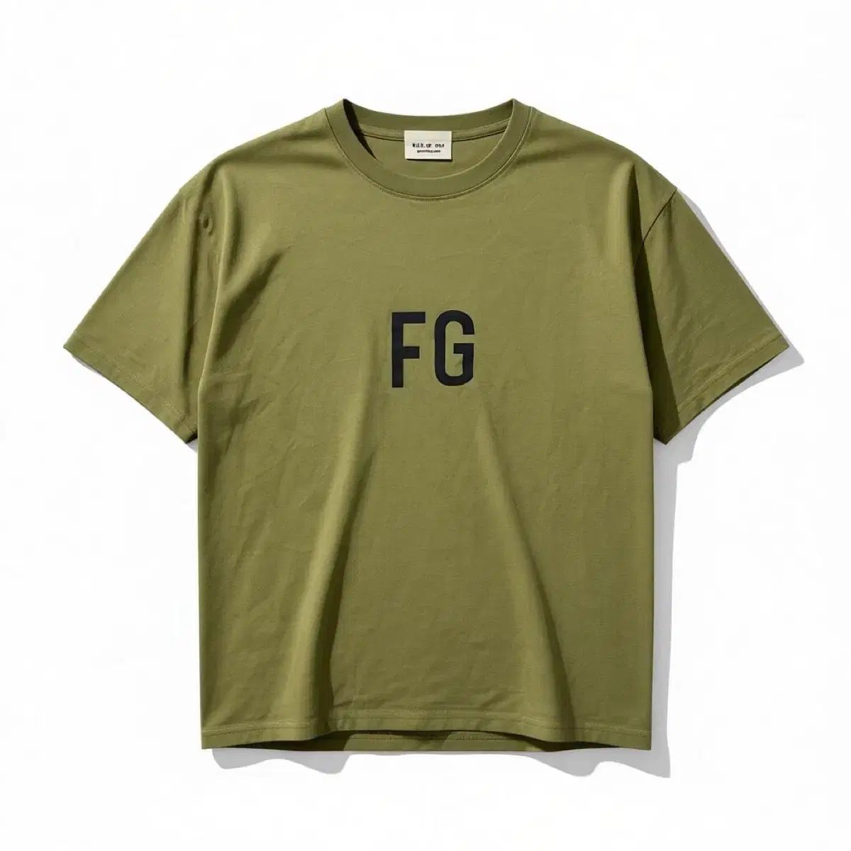 FEAR OF GOD フィアオブゴッド FG Tシャツ カーキ M