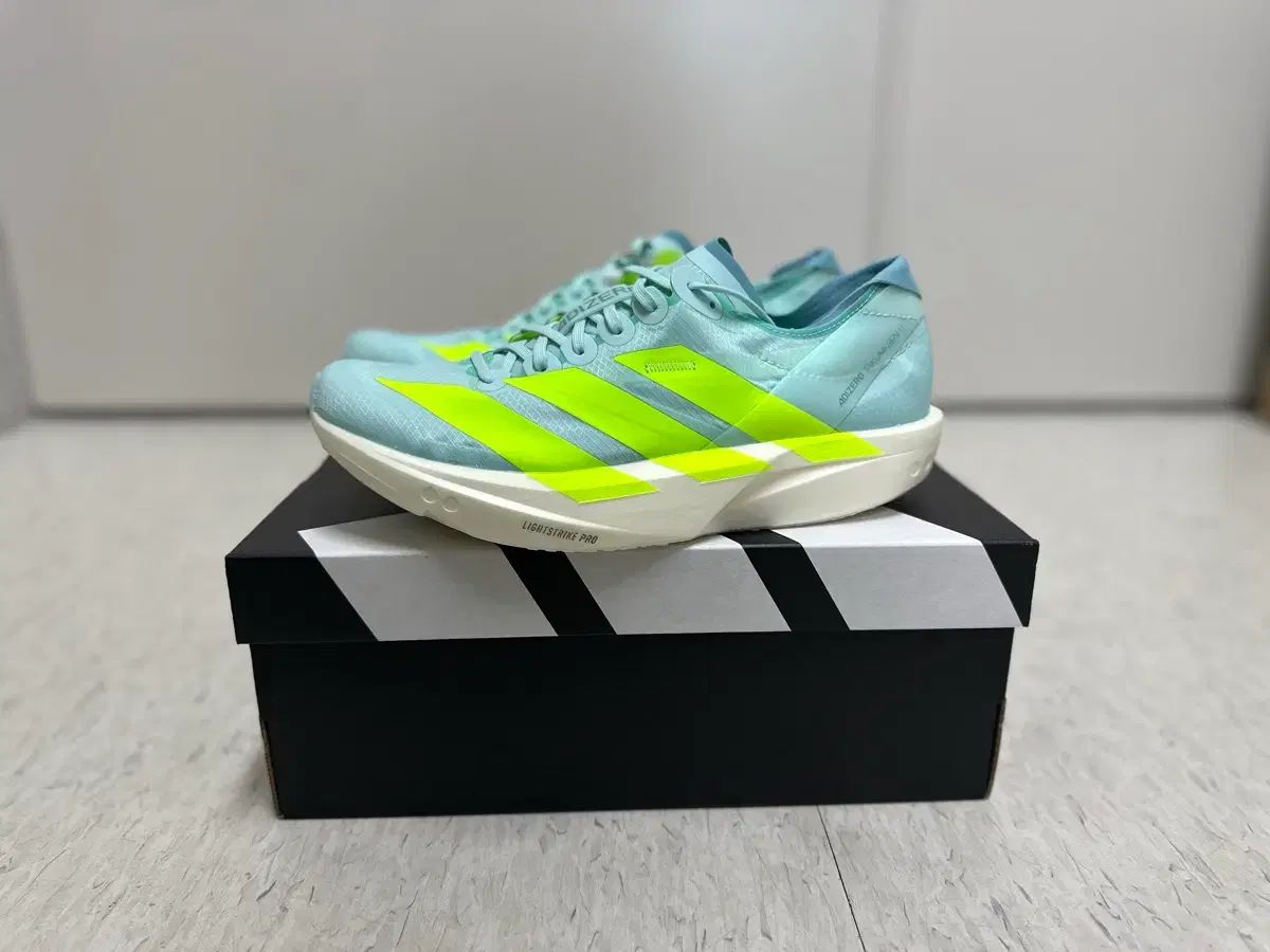 アディダス アディゼロ タクミ セン 11 W_