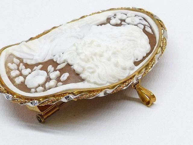 K18/Pt900 カメオ シェル ☆ 鑑別書付き ブローチ ペンダント トップ