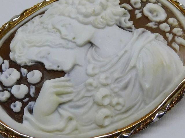 K18/Pt900 カメオ シェル ☆ 鑑別書付き ブローチ ペンダント トップ