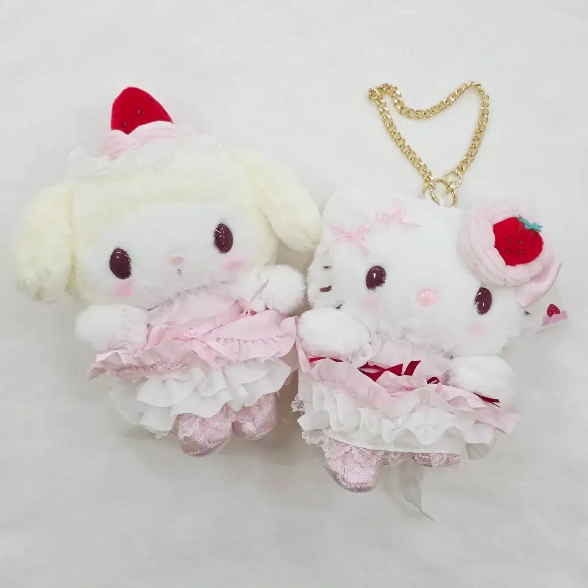 ハローキティ　ぬいぐるみ　キーホルダー　ケーキショップ　いちごショート いちごショートケーキ 第2弾 11/28発売 hello kitty(ハローキティ