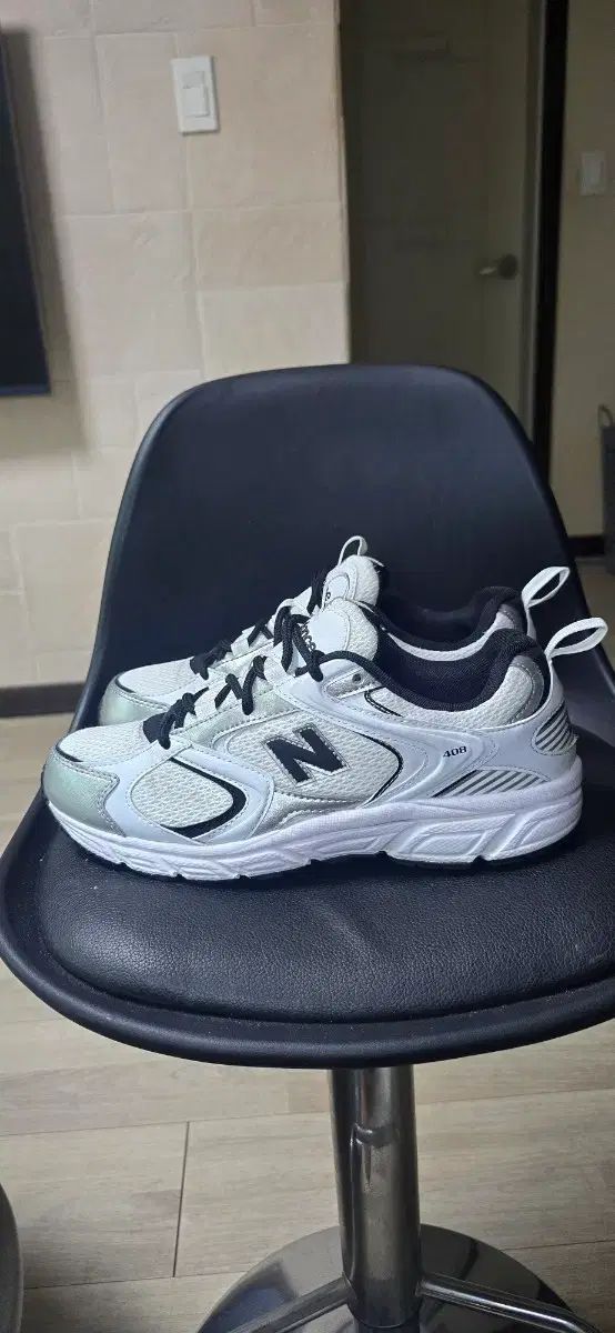 ニュー ンス 408 白 シルバー スニーカー 250