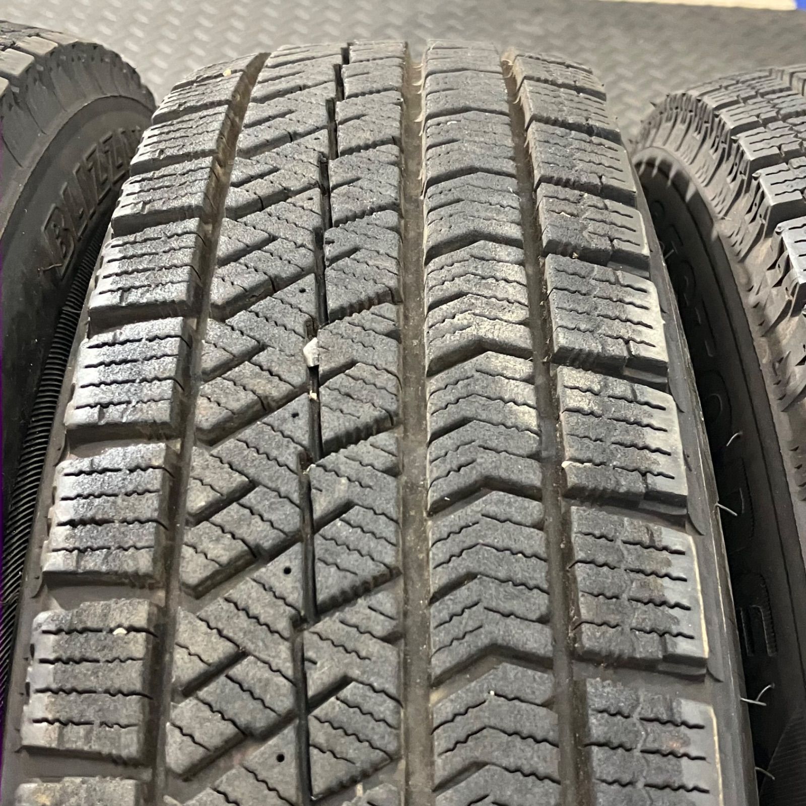 ブリザックVRX 2