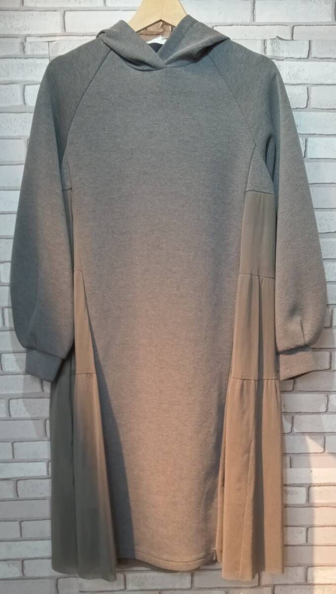 BLUE LABEL CRESTBRIDGE ブルーレーベルクレストブリッジ 長袖ワンピース グレー