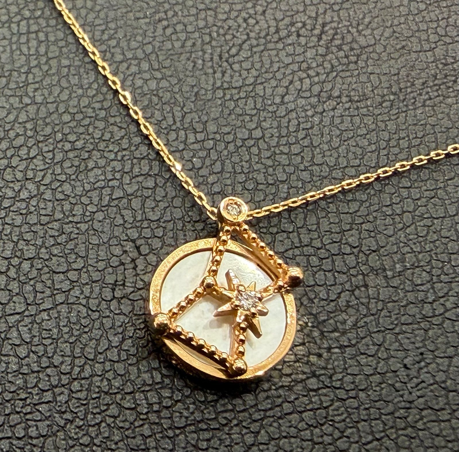 Q 12001 STAR JEWELRY スタージュエリー K 10 YG マザーオブパール ダイヤ ネックレス オリオン座
