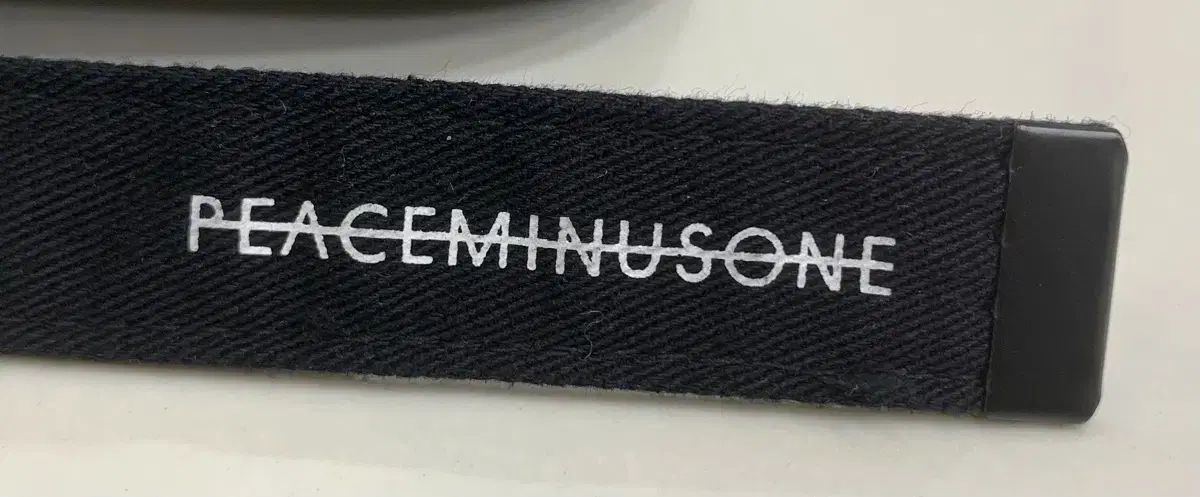 OS PEACEMINUSONE ピースマイナスワン 初回版 ロング ストラップ