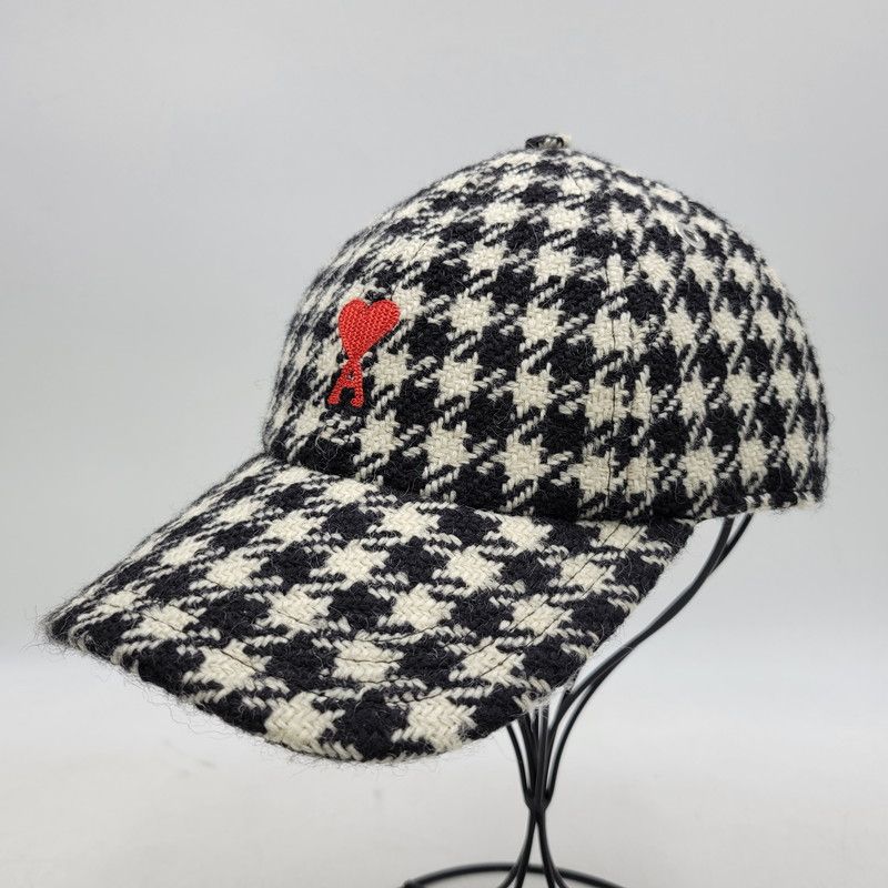 品 ami alexandre mattiussiアミアレクサンドレマチウシUCP 213 DE COEURレッドアミ ドゥ クール エンブロイダリー キャップ 帽子 185 251201 ya 14 izu