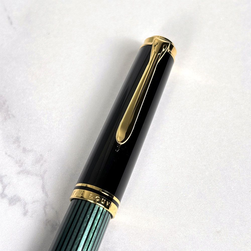  ペリカン 万年筆 吸入式 スーベレーン M 600 グリーン ストライプ 中字 979450 筆記具 万年筆 万年筆 インク