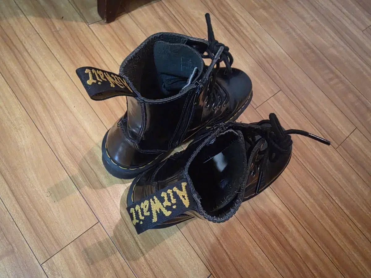 DR MARTENS ドクターマーチン 8ホール ブーツ eu 43 サイズ