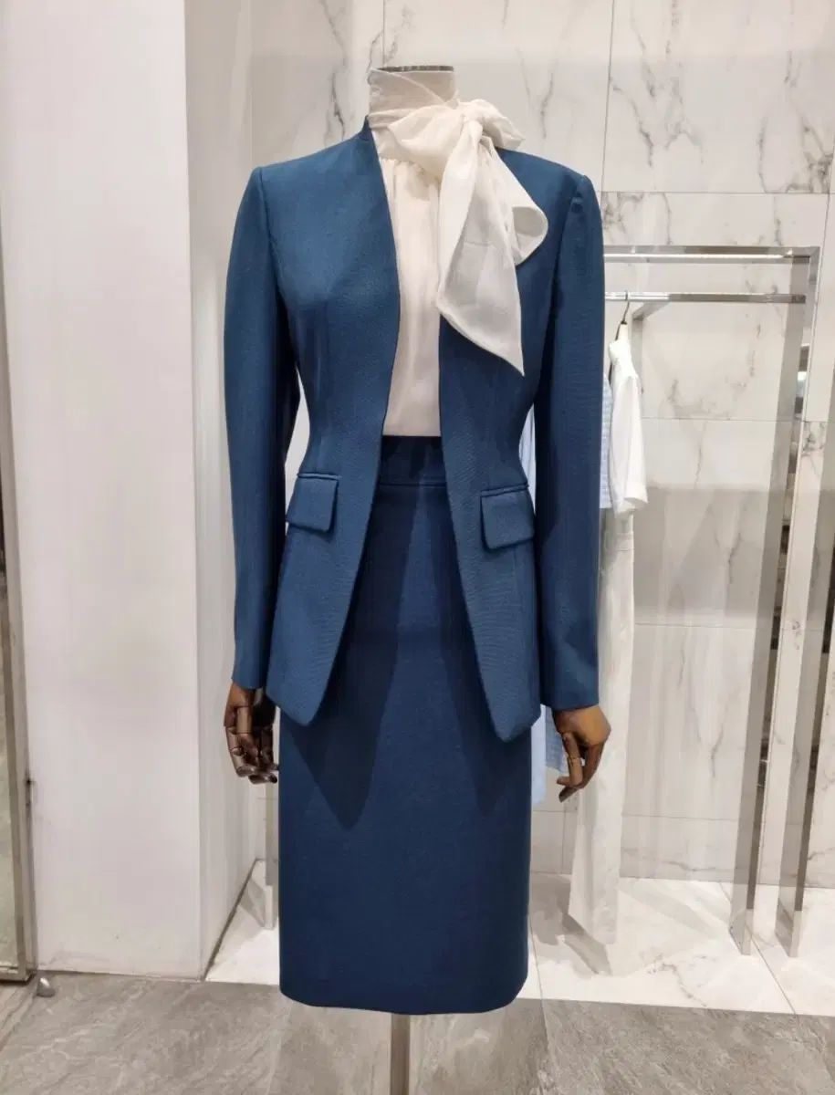 MOJO S PHINE モジョエスピン ノー スーツ セット