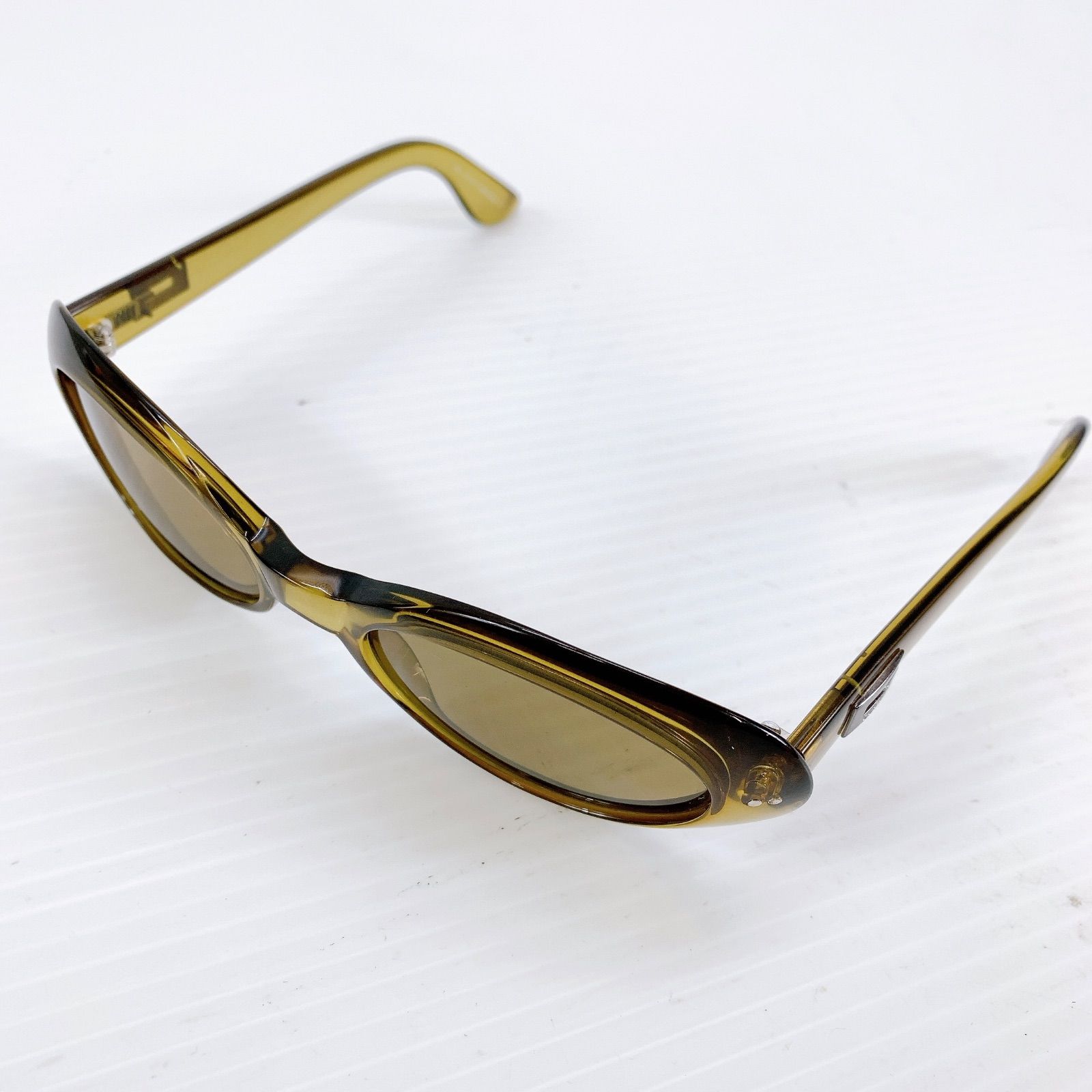  Y 409 GUCCI グッチ サングラス GG 2413 N S K 02 ブラウン 度なし オーバル型 UVカット アイウェア サングラス 小物