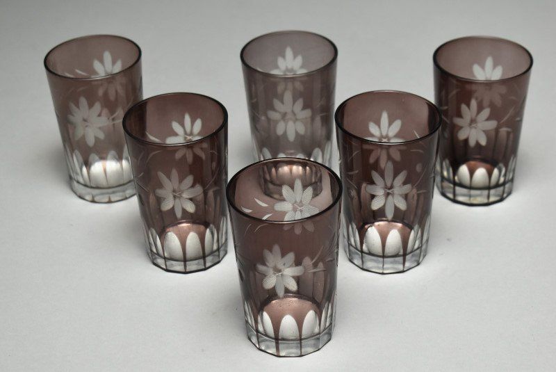 人気 【蔵A4622b】レトロ 紫被せガラス 切子 コップグラス 六客 蔵