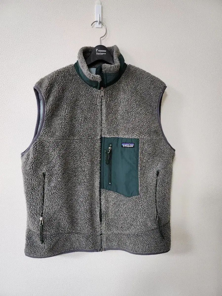 パタゴニア u s a レトロ ファイル ベスト XL