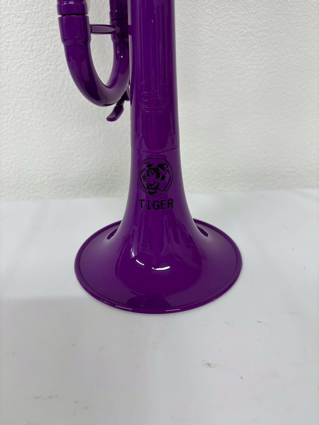 TIGER TRUMPET（タイガートランペット） プラスチック製 紫 ケース付き
