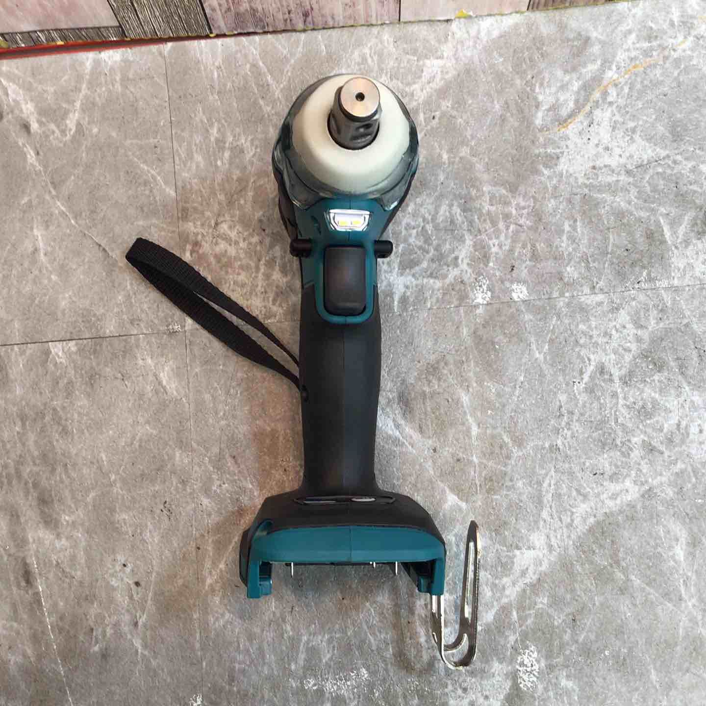 コードレスインパクトレンチ