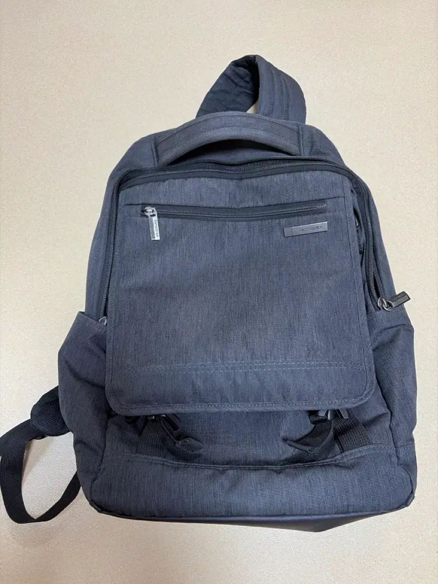 Samsonite サムソナイト バックパック チャコール