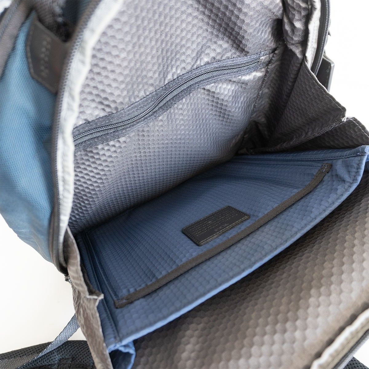美品】 TUMI トゥミ 【232682RS/Alpha Bravo デイヴィス バックパック 