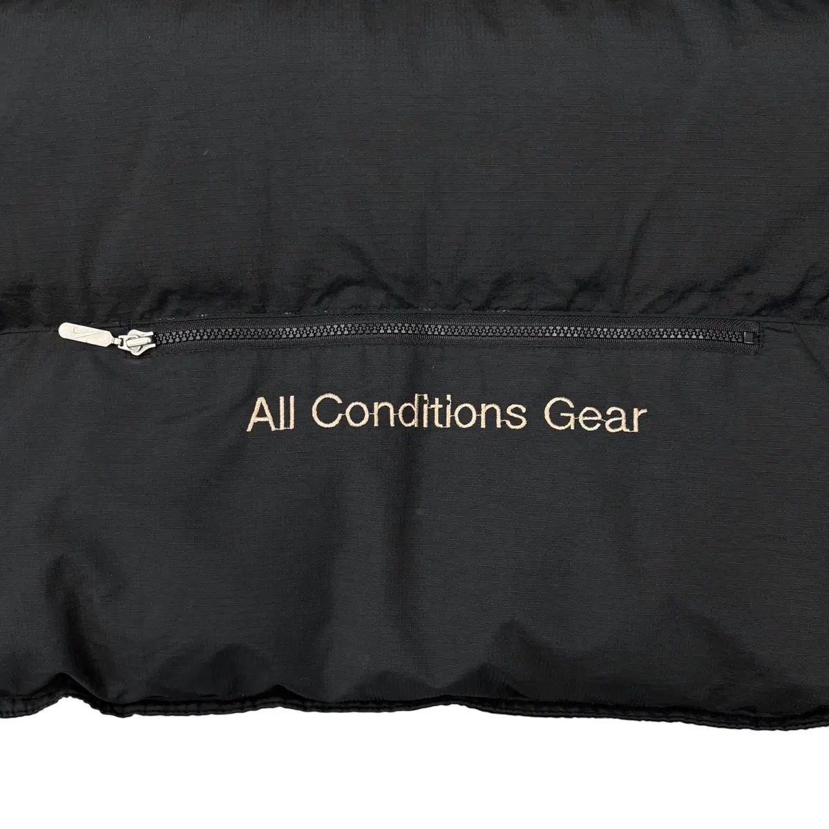 90's NIKE ACG ダック ダウン ベスト 105 - メルカリ