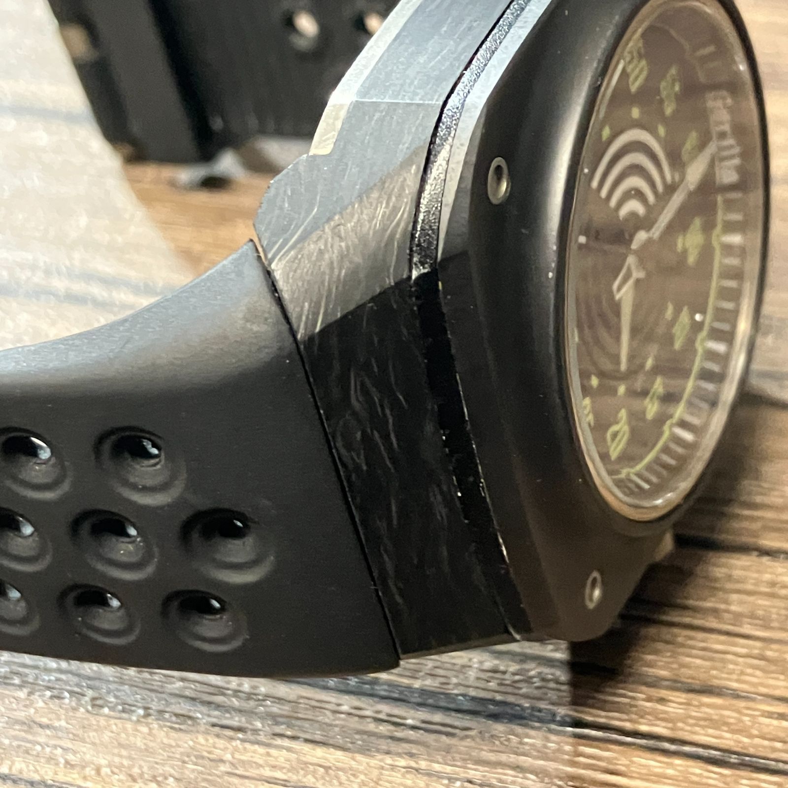 ファントムブラック