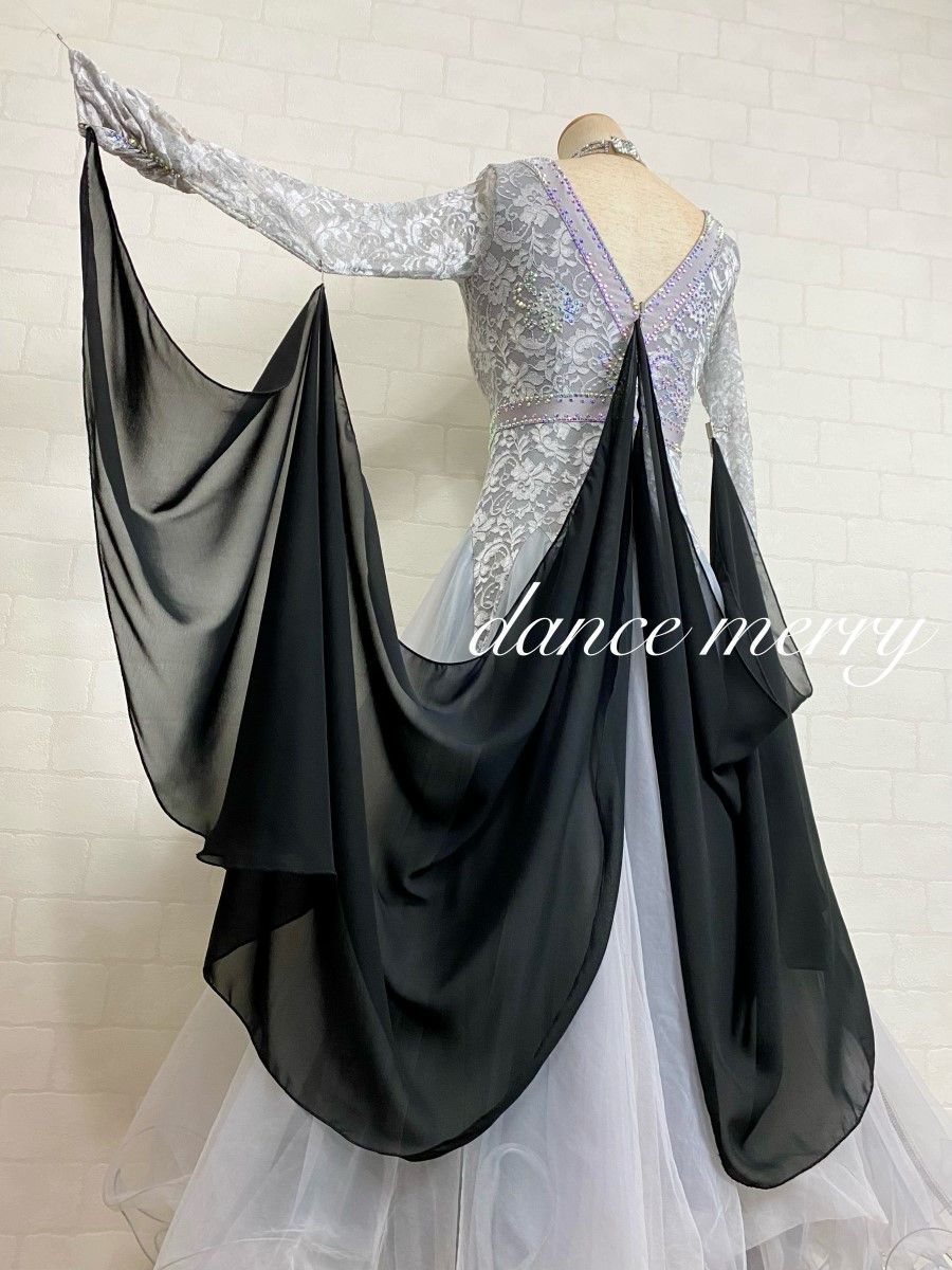 大判】フロート 2枚セット 社交ダンス ウイング 黒 ドレス ワンピース