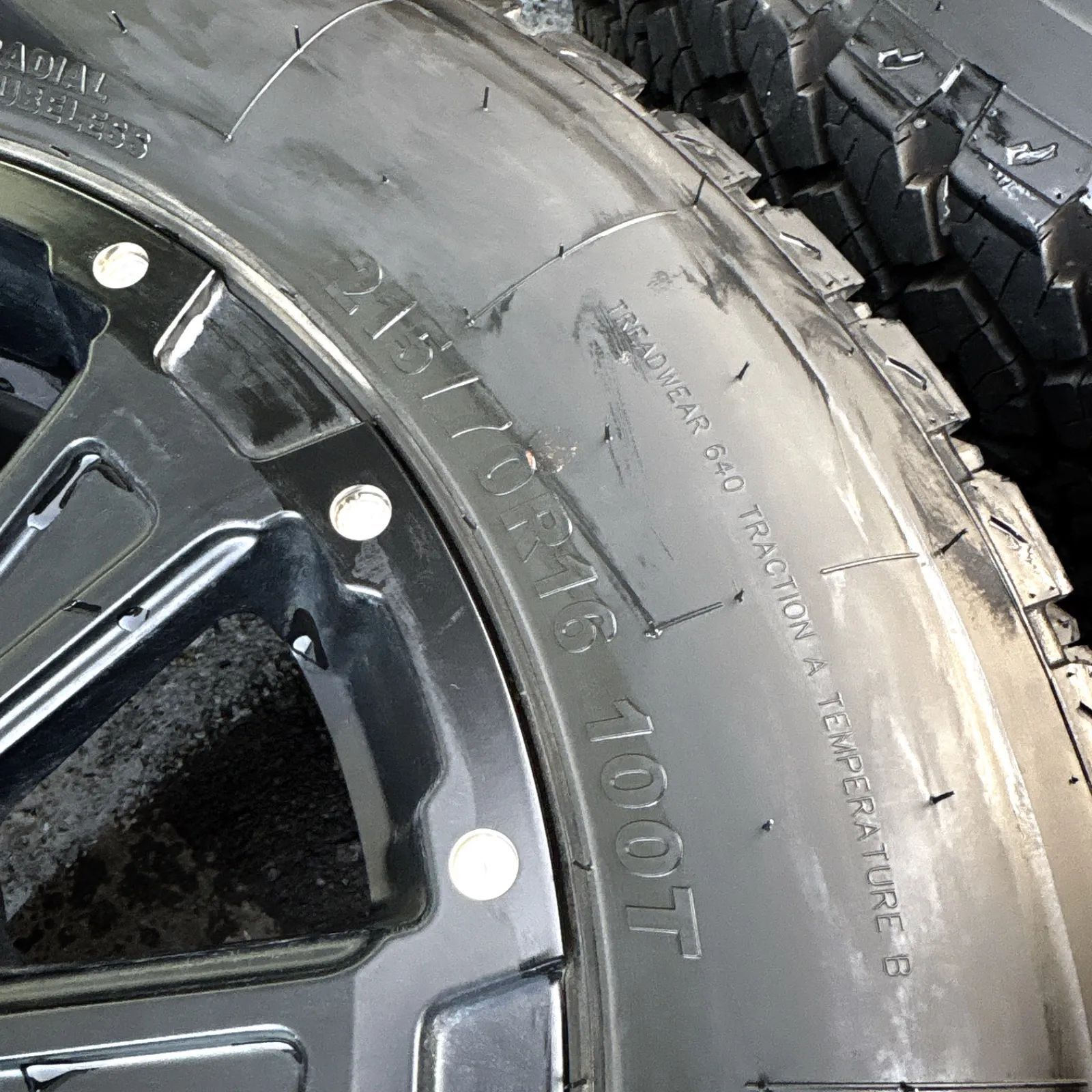 ホワイトレター