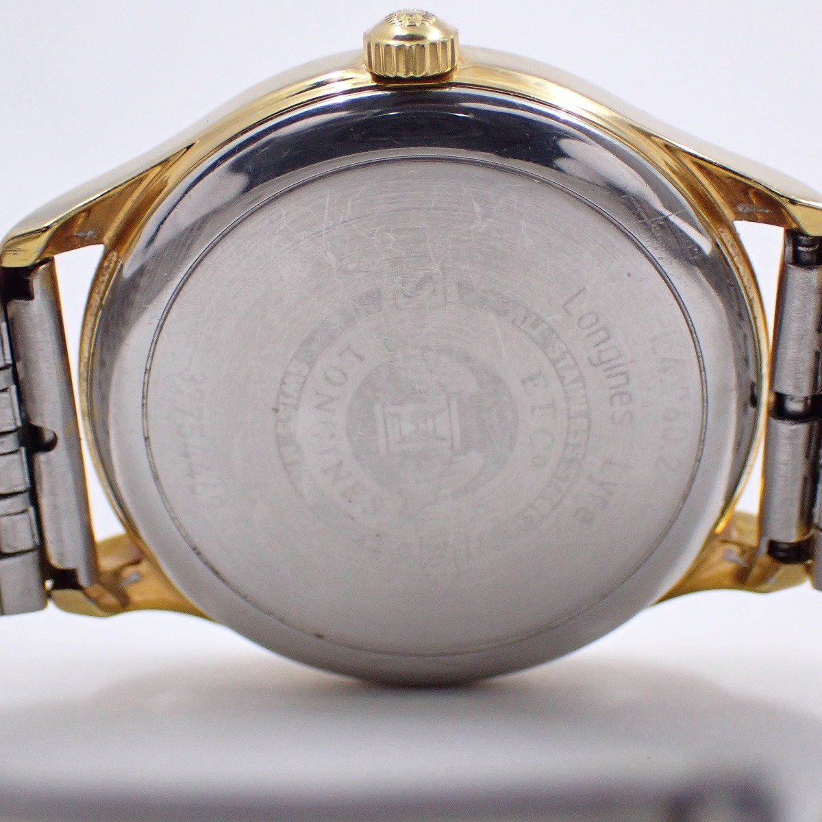 コンビ 白文字盤