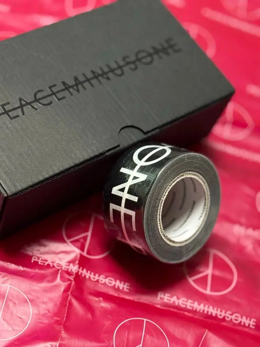 PEACEMINUSONE ピースマイナスワン ロゴテープ PEACEMINUSONE ピース