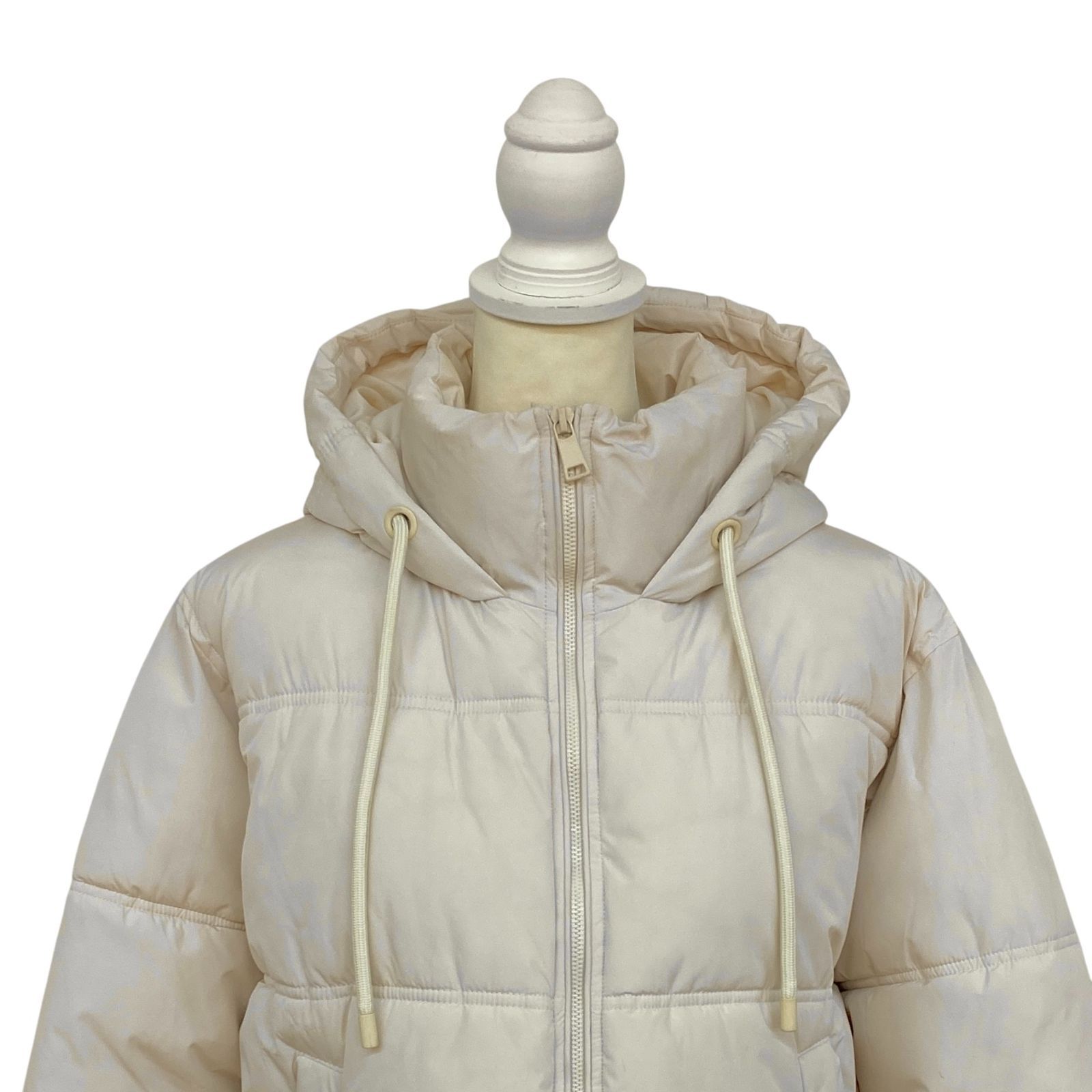 ZARA ザラ 白 ダウンジャケット S HMR090-29 - メルカリ