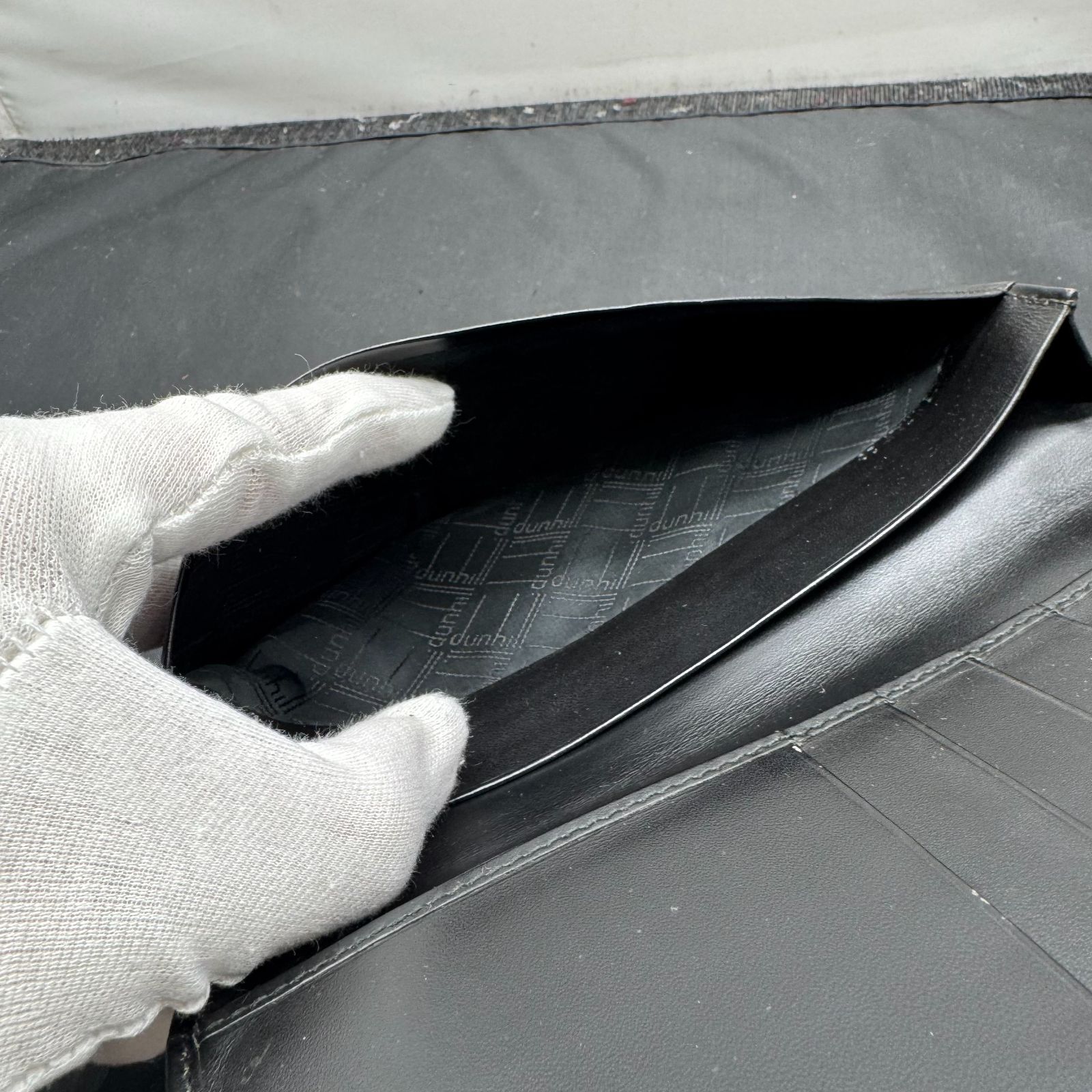 ダンヒル レザー 長札入れ 黒 B25113672 - メルカリ