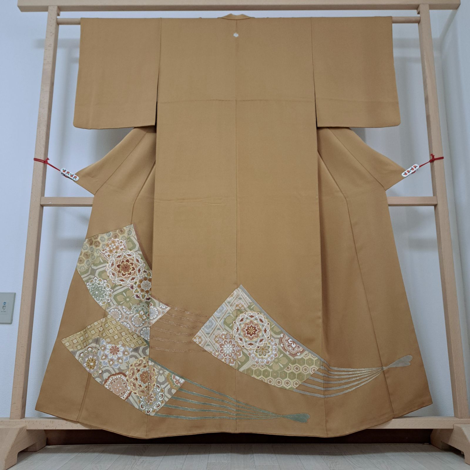 一つ紋・色留袖】裄64 身丈159 袖丈49 正絹 袷 比翼布無し 五三の桐紋