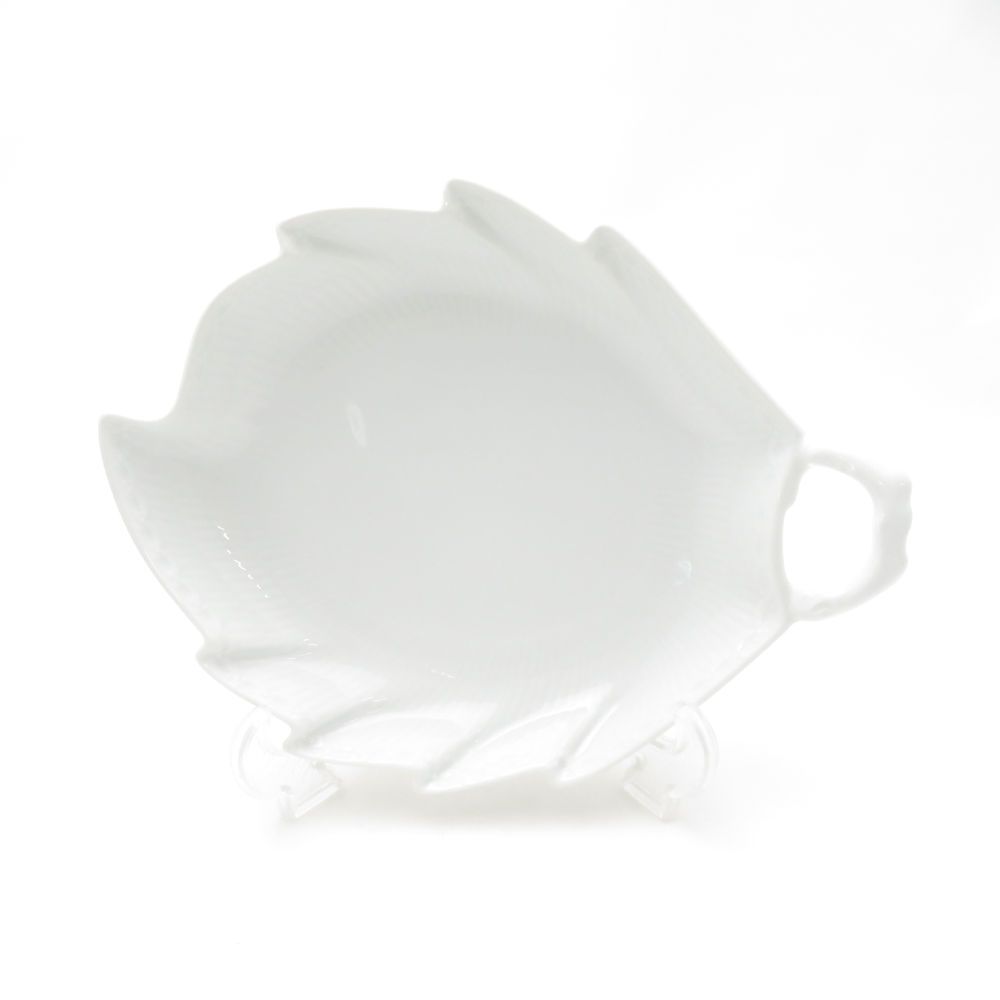 ロイヤルコペンハーゲン　リーフ型プレート 未使用 ROYAL COPENHAGEN ロイヤルコペンハーゲン ホワイト