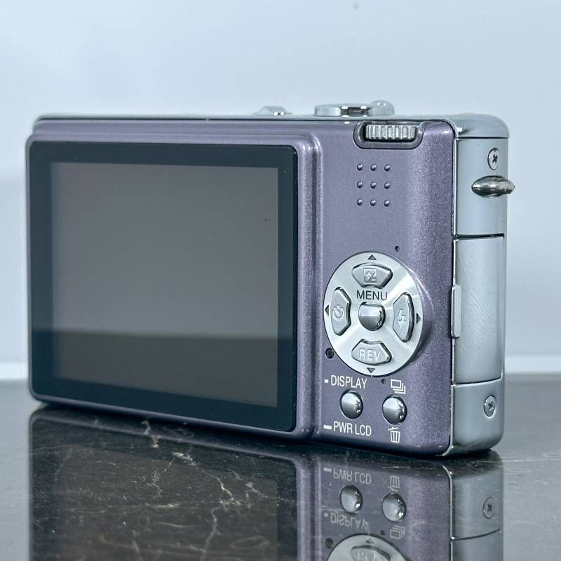 カメラ 動作確認済✨LUMIX DMC-FX9 コンパクト デジタルカメラ グレー
