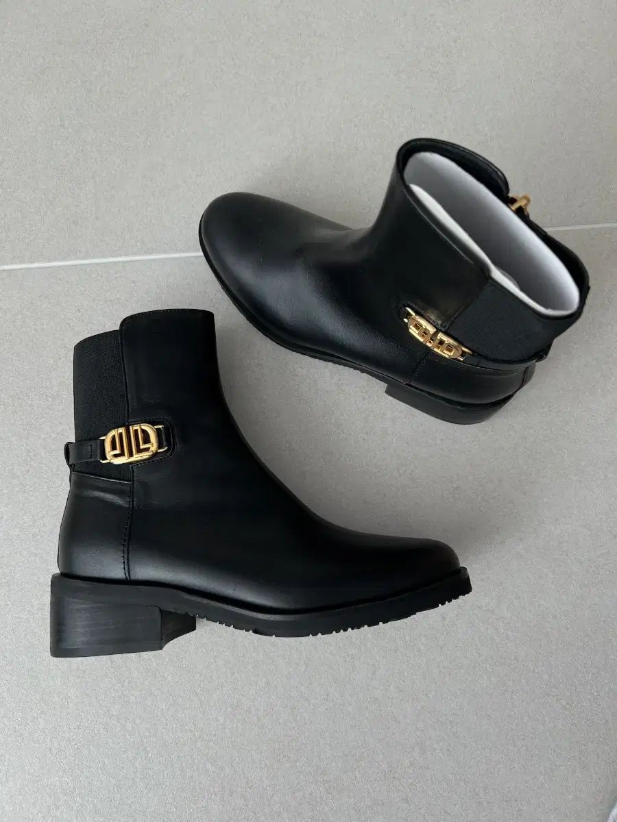 ランバン アンクルブーツ