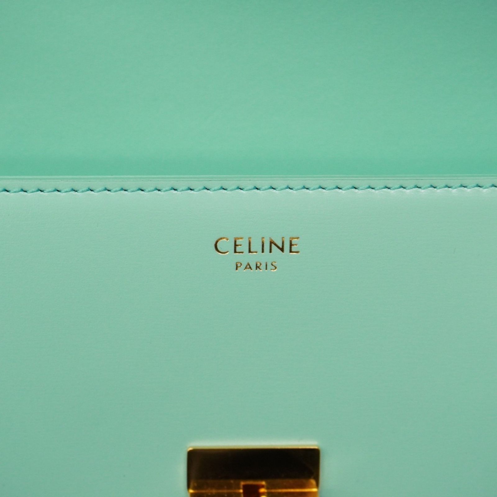 【CELINE】ショルダーバッグ　トリオ　レザー　グリーン　ロゴ刻印. CELINE】ショルダーバッグ トリオ レザー グリーン ロゴ刻印 - メルカリ