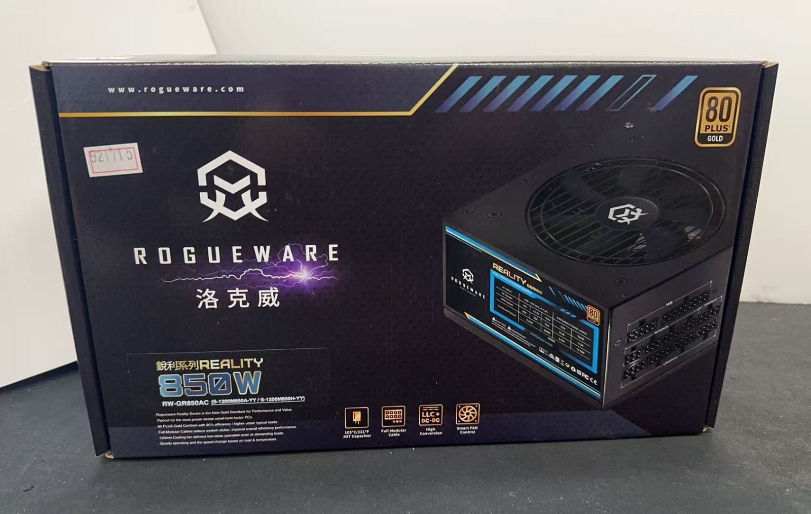 REALITYシリーズ 850 W 80 PLUS G 全面モジュラー電源 921715