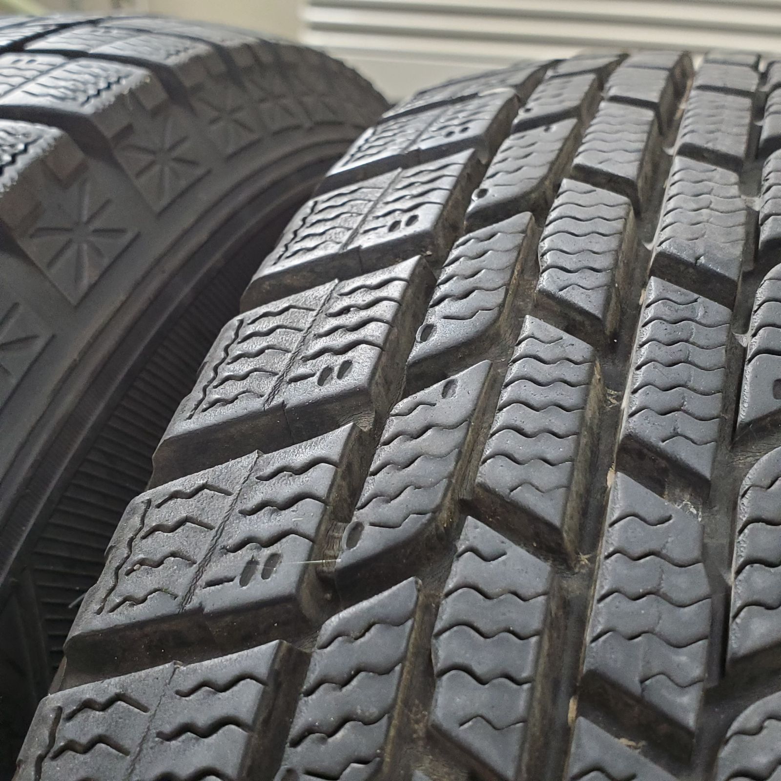  20年製 145 80 R 13 グッドイヤー アイスナビ6 ダイハツ ミラ ムーヴ タント スタッドレスタイヤ 1265 13インチ タイヤ ホイールセット