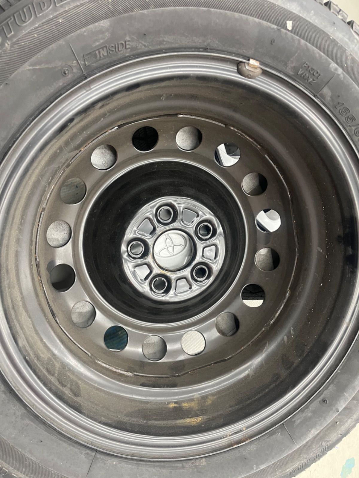 ホイルキャップ付185 60