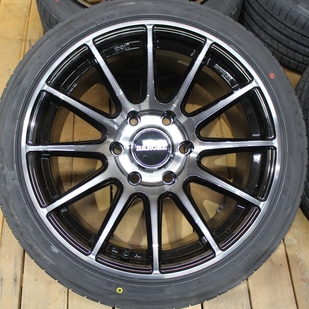 オーバーフェンダーサイズ 18インチ