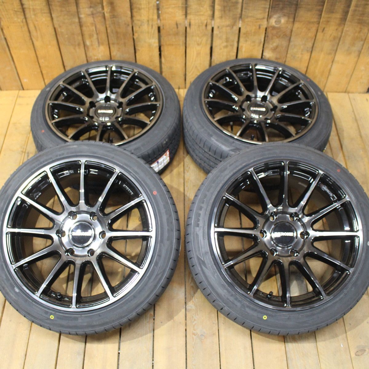 200系 ハイエース オーバーフェンダーサイズ 18インチ 9J+25