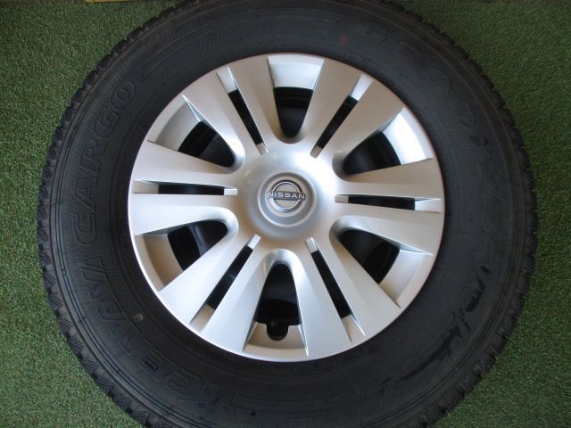 み 日産 スチール 195 80 R 15 スタッドレスタイヤ４本SET NV 350 キャラバン E 25 26