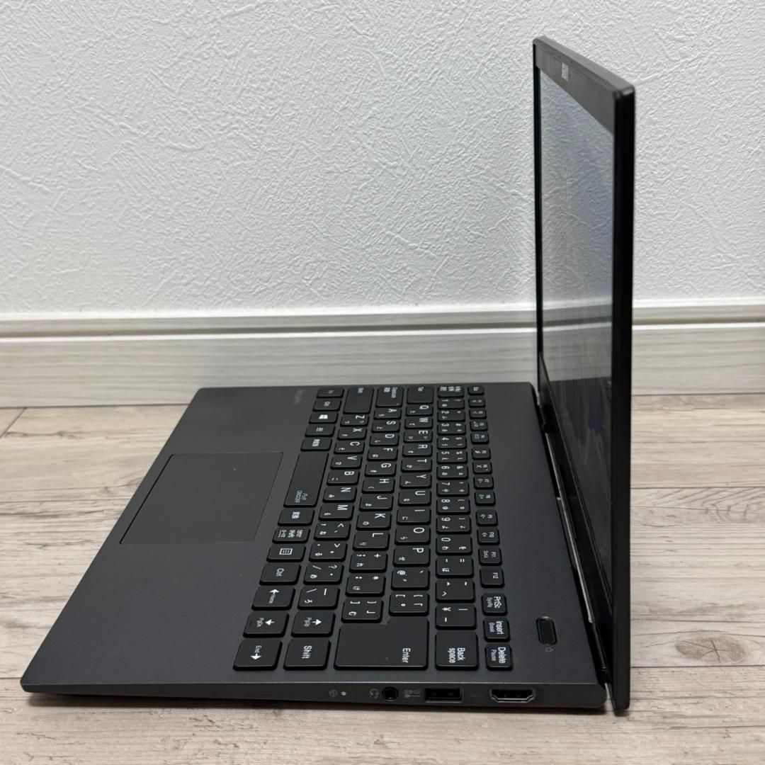 薄軽量パワフルモデル 10世代 i7 NEC メモリ16G 256G Win11 オフィス