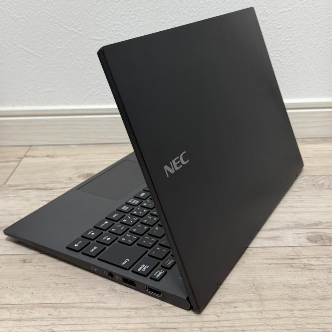 薄軽量パワフルモデル 10世代 i7 NEC メモリ16G 256G Win11 オフィス