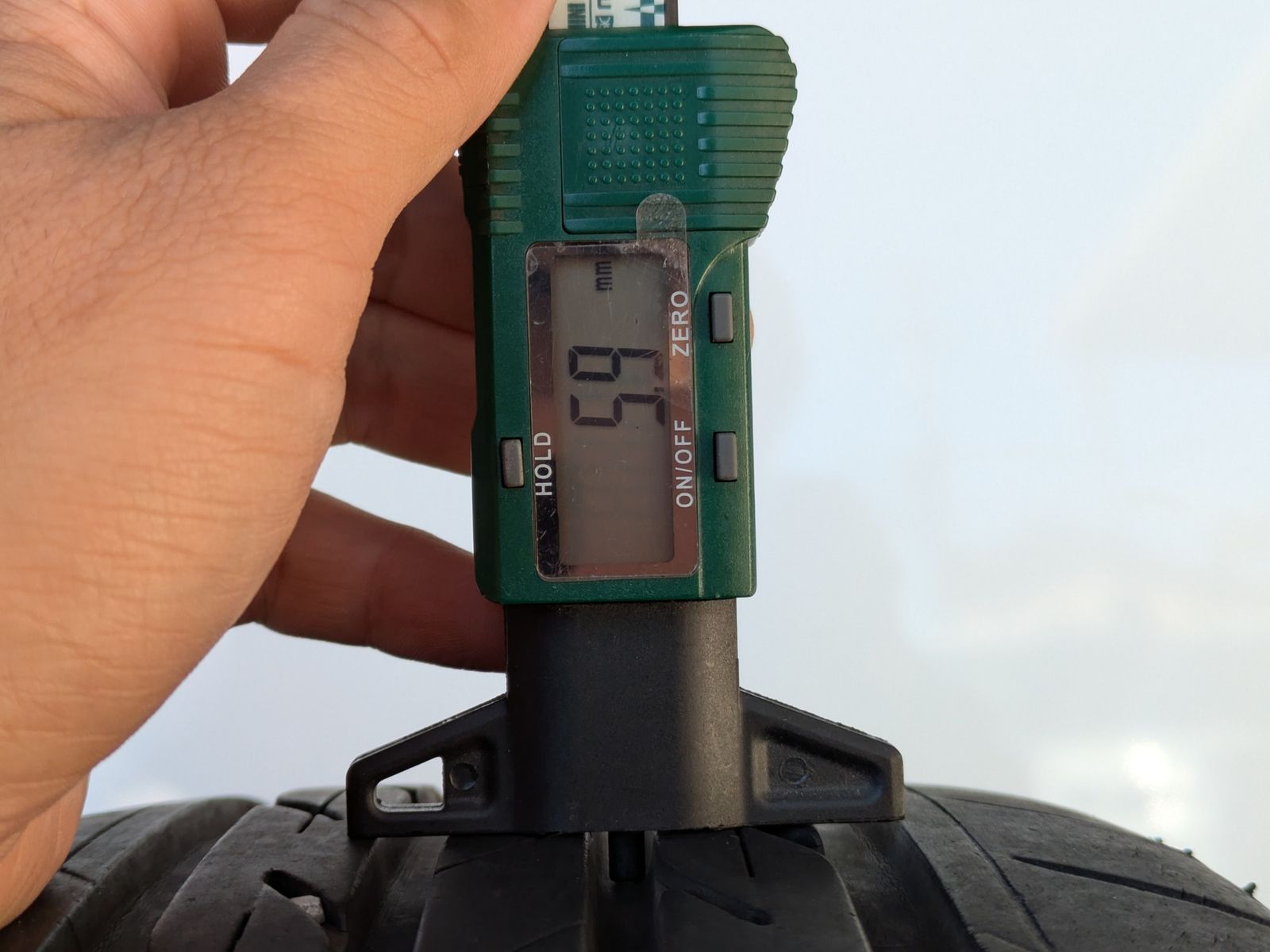 16インチアルミホイール付き夏タイヤ4本