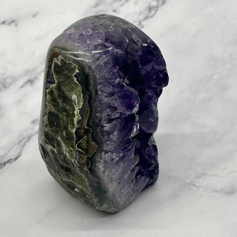 192：アメジストジオード 512g 高品質 深紫 結晶がぎっしり 美結晶