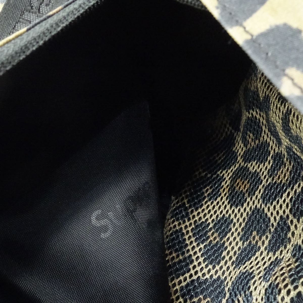 レオパード スリングバッグ