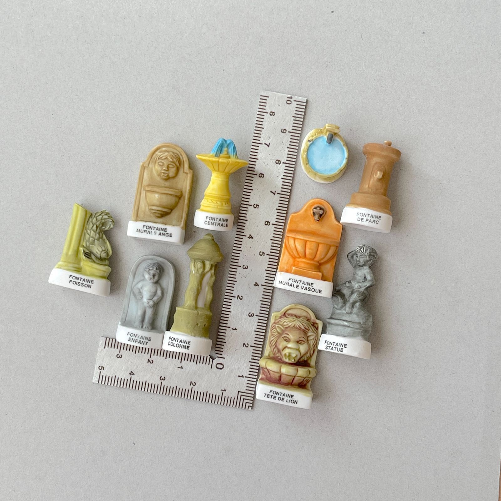 フェーヴ 噴水のコラム 2005年 フランス フェーブ ミニチュア陶器