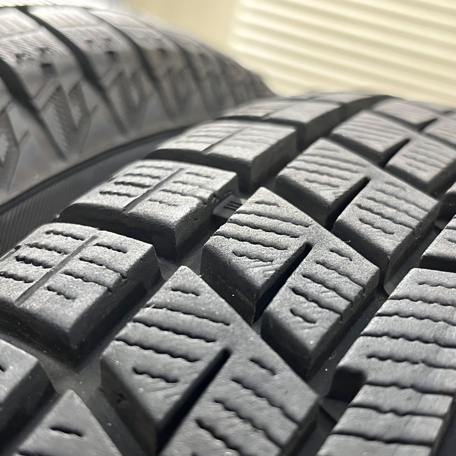 スタッドレスタイヤ