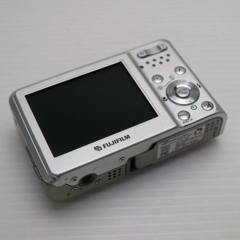 美品 FinePix F30 シルバー 即日発送 FUJIFILM デジカメ デジタル